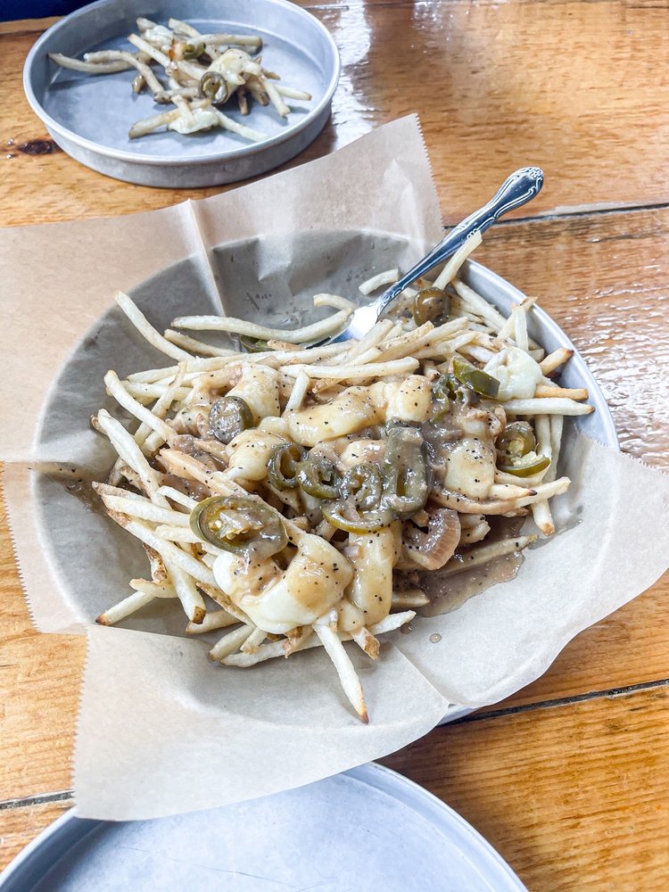 RIVER ROAD TAVERN Updated October 2024 110 Photos & 309 Reviews