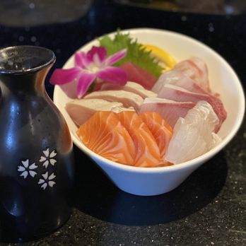 Otoro Sushi - The chirashi bowl! For scale, that is a LARGE sake - this meal fills you up. - Japanese Near Me - Scotts Valley, California Otoro Sushi - The chirashi bowl! For scale, that is a LARGE sake - this meal fills you up. - Japanese Near Me - Scotts Valley, California