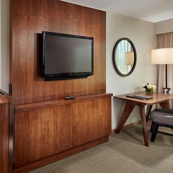 Hilton Pasadena - Guest room - Hotels Near Me - Pasadena, California Hilton Pasadena - Guest room - Hotels Near Me - Pasadena, California