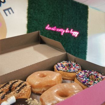 Bunny's Donut Shop - Inside - Donuts Near Me - Jacksonville, Florida