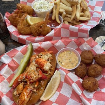 Georgetown Seafood - Fried shrimp with fries, Lobster roll with hush puppies - Seafood Near Me - Washington, DC, District of Columbia