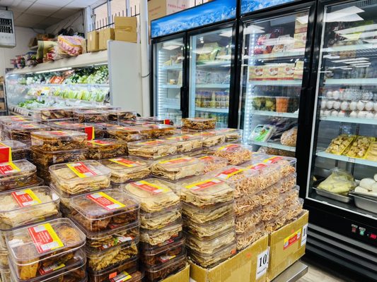New Saigon Market by null