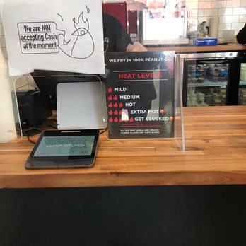 Cluck Kitchen - Contact less with screen - Chicken Shop Near Me - Irvine, California Cluck Kitchen - Contact less with screen - Chicken Shop Near Me - Irvine, California