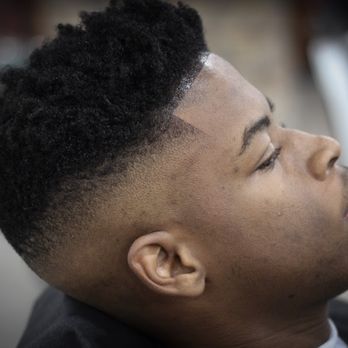 Dfrnt Space Barbershop - sharp + blended - Barbers Near Me - Miami, Florida Dfrnt Space Barbershop - sharp + blended - Barbers Near Me - Miami, Florida