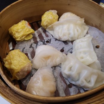 Gourmet Kitchen - Dim Sum starter. - Chinese Near Me - London, XGL Gourmet Kitchen - Dim Sum starter. - Chinese Near Me - London, XGL
