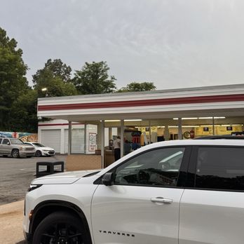 Speedy Chef - Burgers Near Me - Mount Airy, North Carolina Speedy Chef - Burgers Near Me - Mount Airy, North Carolina