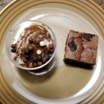 Hyatt Regency Baltimore Inner Harbor - Regency club: dessert - Hotels Near Me - Baltimore, Maryland