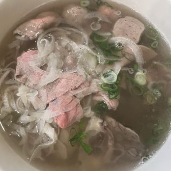 Ribs & Broth - Combination pho - Vietnamese Near Me - Waipahu, Hawaii Ribs & Broth - Combination pho - Vietnamese Near Me - Waipahu, Hawaii