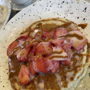 Golden Egg Pancake House - Dulce de leche Pancakes - Breakfast & Brunch Near Me - Surfside Beach, South Carolina Golden Egg Pancake House - Dulce de leche Pancakes - Breakfast & Brunch Near Me - Surfside Beach, South Carolina