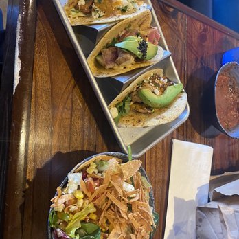 Green Lemon - Three tacos and side salad. Yum! - Mexican Near Me - Tampa, Florida Green Lemon - Three tacos and side salad. Yum! - Mexican Near Me - Tampa, Florida