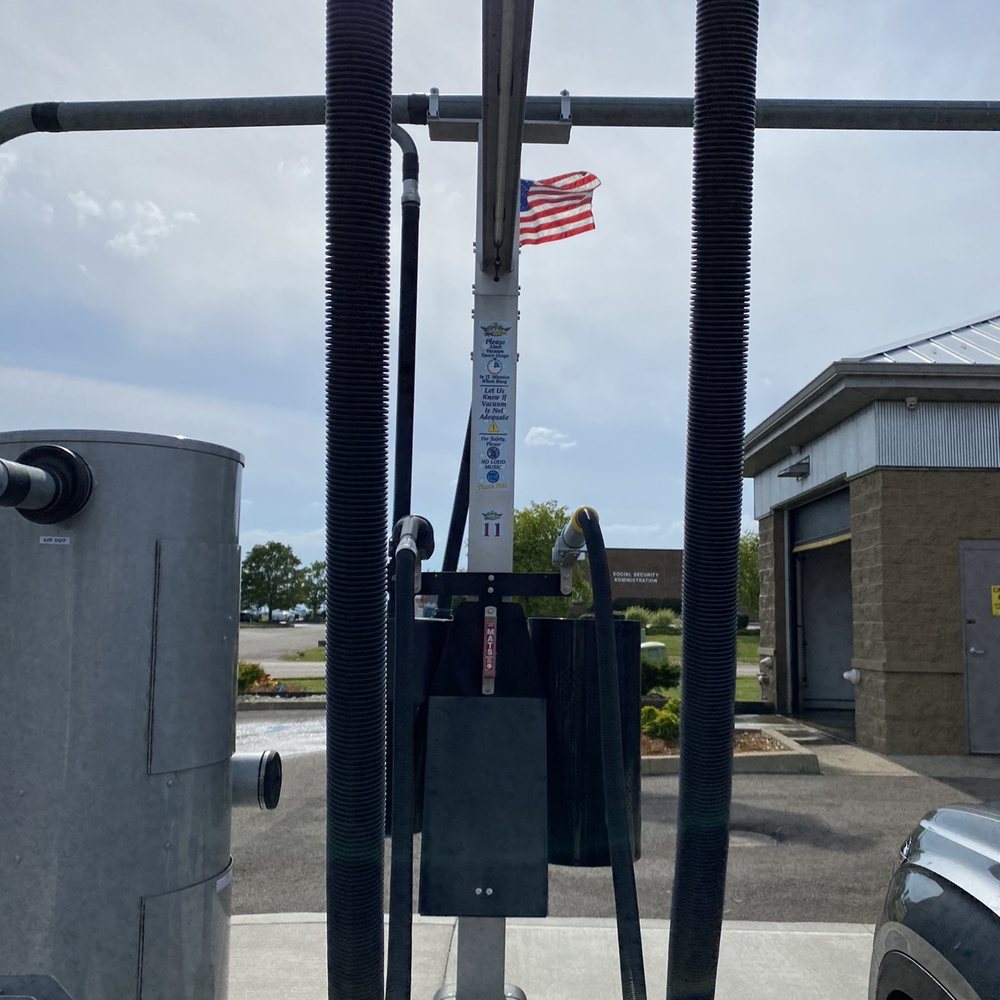 Flying Ace Express Car Wash - Hamilton - Vacuums! - Car Wash Near Me - Hamilton, Ohio