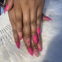 TW Nails & Hair salon