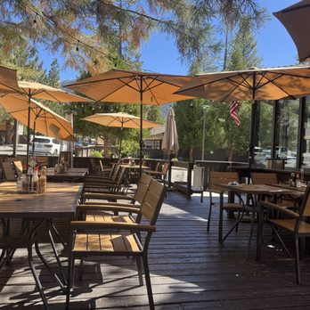 Mama's Egg House - Cute patio space - Breakfast & Brunch Near Me - Idyllwild, California