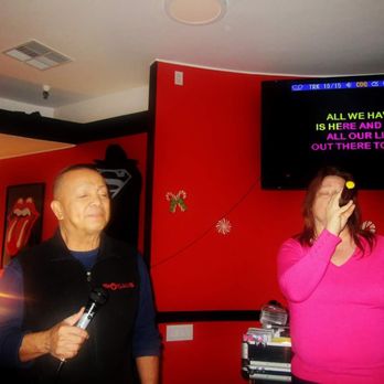 Lane 33 Bar and Grill - Music for all - Pubs Near Me - Winnetka, California Lane 33 Bar and Grill - Music for all - Pubs Near Me - Winnetka, California