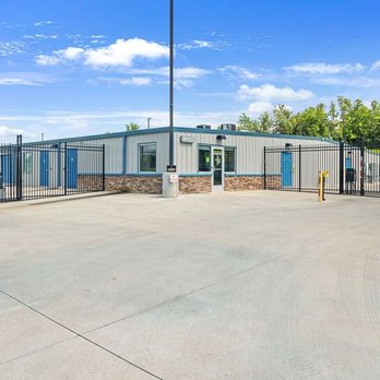 Extra Space Storage - Beauty Image - Extra Space Storage at 2817 N Peoria Ave, Tulsa, OK 74106 - Self Storage Near Me - Tulsa, Oklahoma