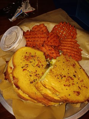 Battle & Brew - The Battery by null