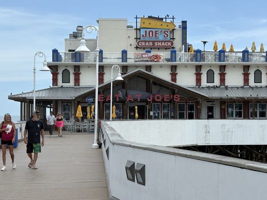 Joe's Crab Shack by null