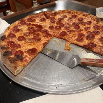 Pino's Pizza Al Centro - Italian Near Me - Phoenix, Arizona
