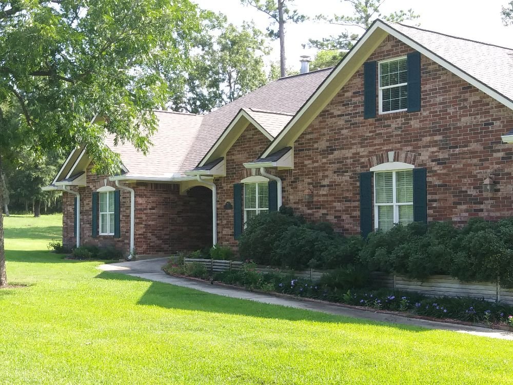 Slide of Aim-1 Seamless Gutters