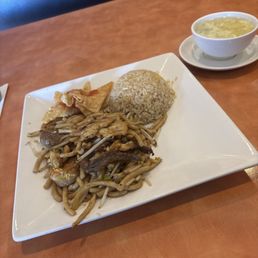 House Special Lo Mein Lunch