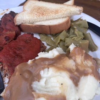 Momma's - Momma's Meatloaf - Dive Bars Near Me - Memphis, Tennessee