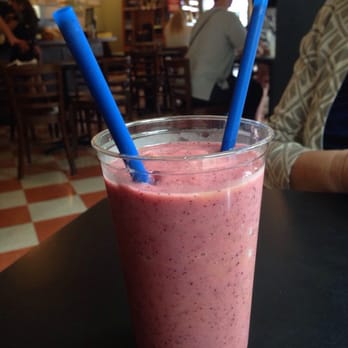 Bluestem Bistro - Californian Dreamin' Smoothie! So good! - Breakfast & Brunch Near Me - Manhattan, Kansas Bluestem Bistro - Californian Dreamin' Smoothie! So good! - Breakfast & Brunch Near Me - Manhattan, Kansas