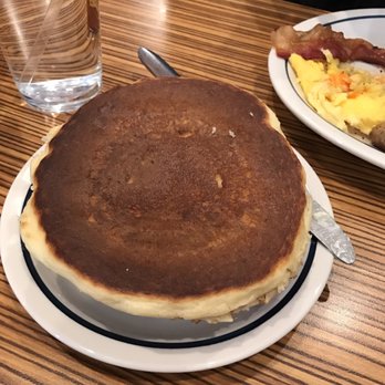 IHOP - Breakfast & Brunch Near Me - Northridge, California