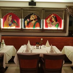 Crown of India - Restaurant
