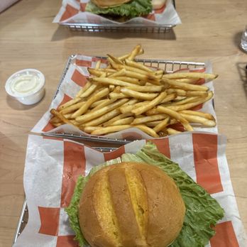 Smashburger - Burgers Near Me - Avondale, Arizona
