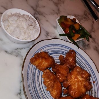 Grace's Mandarin - Asian Fusion Near Me - Oxon Hill, Maryland