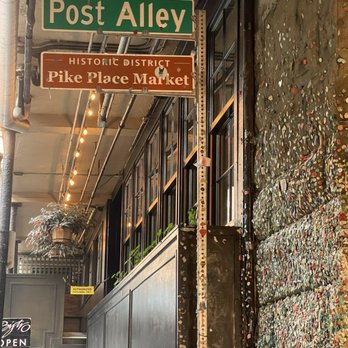 The Gum Wall - Local Flavor Near Me - Seattle, Washington