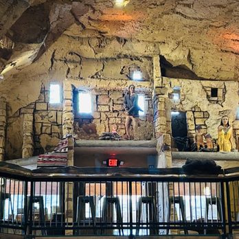 Canyonlands - View of upstairs - Beer Bar Near Me - Williams, Arizona