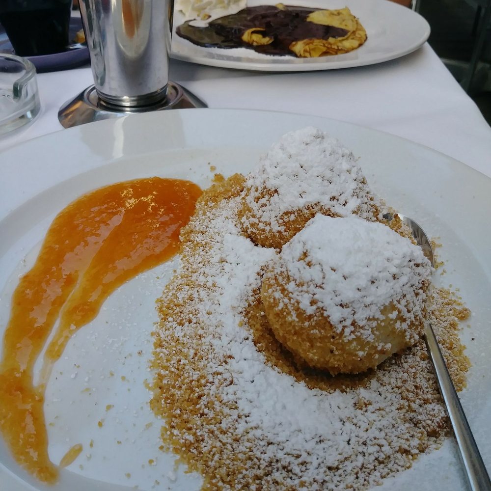 Café Diglas - Crepes and knödel - Coffee & Tea Near Me - Vienna, 9 Café Diglas - Crepes and knödel - Coffee & Tea Near Me - Vienna, 9