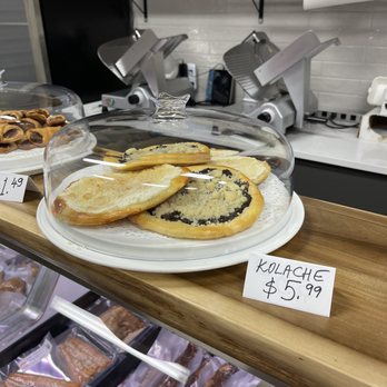 Bohemian Smoked Meats - Sandwiches Near Me - Canmore, Alberta