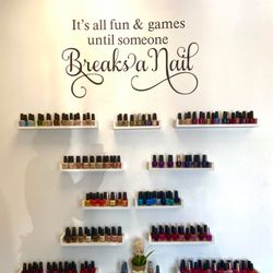 Mani Pedi Club
