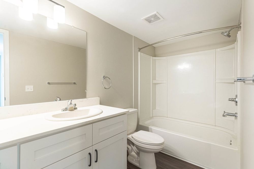 BRISTOL SQUARE AND GOLDEN GATE APARTMENTS Updated June 2024 17