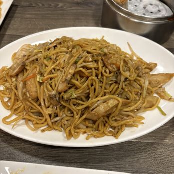 Unit Su Vege - 04. Veggie Lo Mein - Vegetarian Near Me - Philadelphia, Pennsylvania Unit Su Vege - 04. Veggie Lo Mein - Vegetarian Near Me - Philadelphia, Pennsylvania