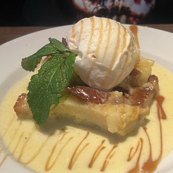 Yard House - Reward for eating the delicious burger - Bars Near Me - Tampa, Florida Yard House - Reward for eating the delicious burger - Bars Near Me - Tampa, Florida