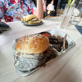 Hartman's Distilling - Loaded weck - Cocktail Bars Near Me - Buffalo, New York