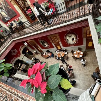 Saks - Breakfast & Brunch Near Me - México, D.F., DIF