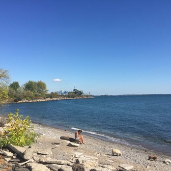Humber Bay Park East - looking east - Parks Near Me - Toronto, Ontario