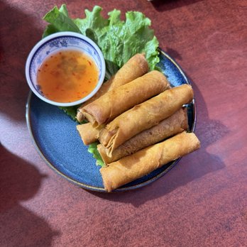 Oh My Pho - Pork and Veggie Eggrolls - Vietnamese Near Me - Lawndale, California