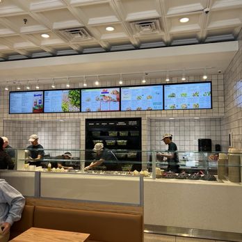 Chopt Creative Salad Co. - Salad Near Me - Washington, DC, District of Columbia