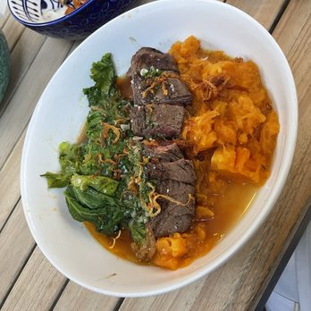 Basic Kitchen - Steak - New American Near Me - Charleston, South Carolina Basic Kitchen - Steak - New American Near Me - Charleston, South Carolina