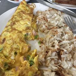 Lakemoor Diner - Denver Omelette no onions, hash browns requested well done.