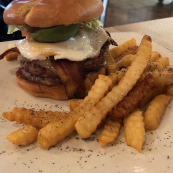 Star Bar Grill - Smash burger with crinkle fries - American Near Me - Branson, Missouri