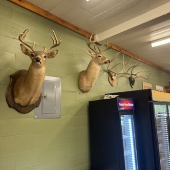Simon Bros. Mercantile & Cafe - American Near Me - Roosevelt, Texas
