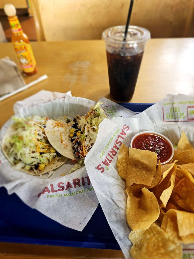 SALSARITA’S FRESH MEXICAN GRILL Updated August 2024 17 Photos & 34 Reviews 10117