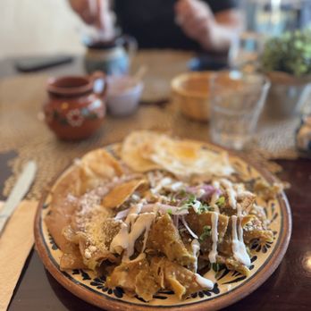 Maiz Cocina Mexicana - Chilaquiles Verdes - Mexican Near Me - San Antonio, Texas Maiz Cocina Mexicana - Chilaquiles Verdes - Mexican Near Me - San Antonio, Texas