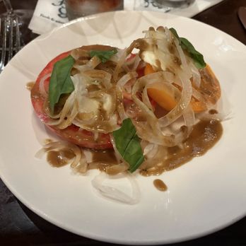 Annie Gunn's - Tomato Salad - American Near Me - Chesterfield, Missouri